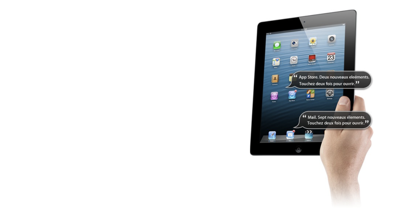 Main qui tient un iPad avec VoiceOver